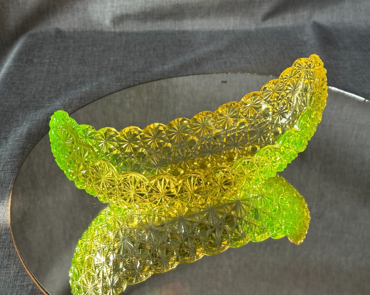 Antique Barbour Brothers Quadruple plate Castor Button & Bows Daisy Canoe Bowl