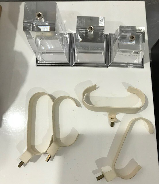 BLANCPAIN 3PCS STANDS WITH HOLDERS