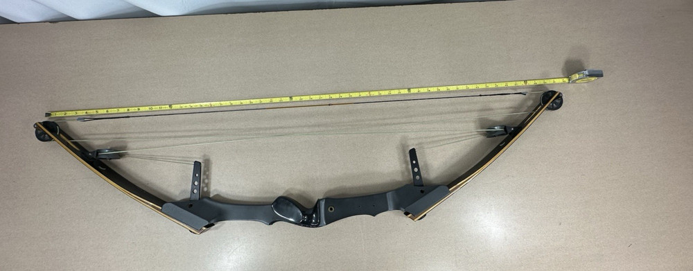 Hoyt Compound Bow 3R ** READ THE DESCRIPTION **