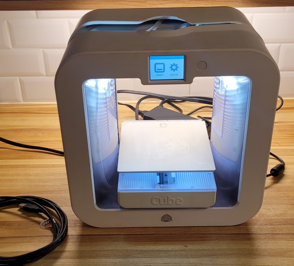 CUBE 3D PRINTER As is Untested Lights Are On Starts Up