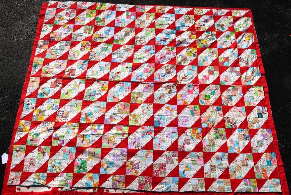 Vtg Patchwork Pattern Tiny Square King Quilt Measures 71x88 In. Beautiful