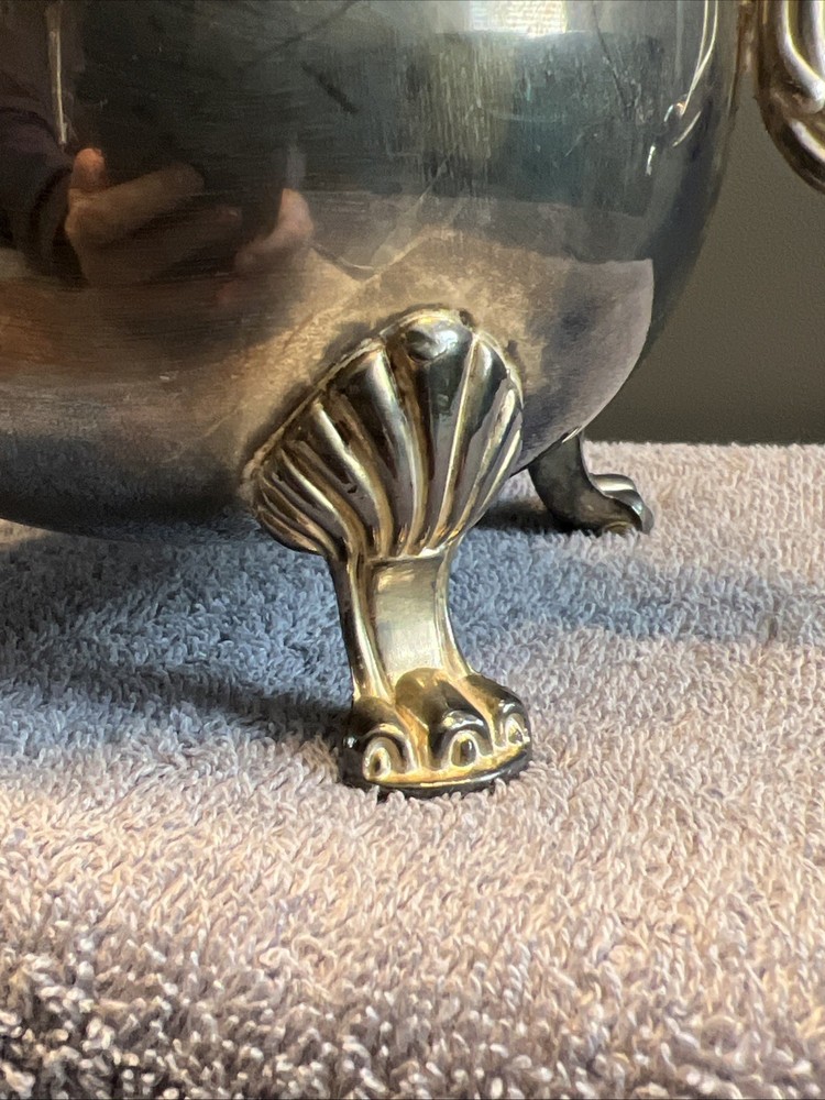 Vintage Silver Plated Footed 9” Water Pitcher Ice Lip