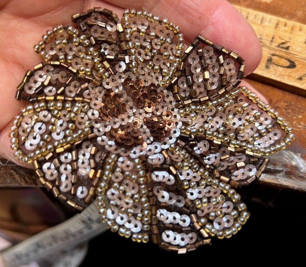 applique flower beads hand sewn sequins 2.5x3.5" 1pc