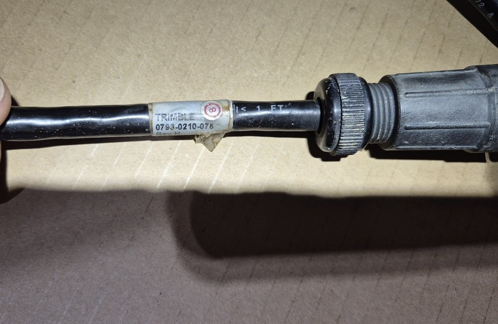 Trimble 0793-0210-075 Cable
