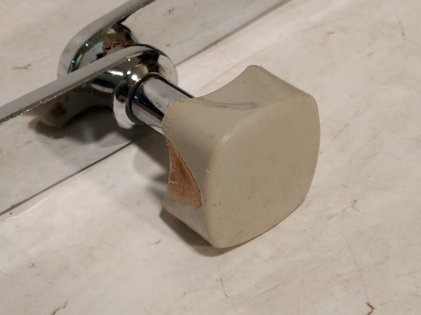 OSI finger trap traction set w/ table rail clamps, plates, 4 traps lot