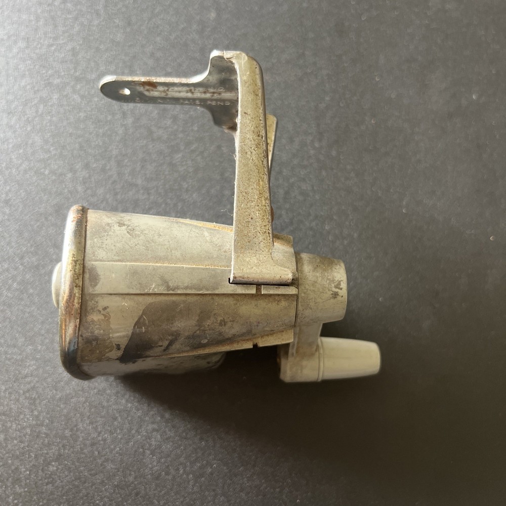 VINTAGE SWINGLINE PENCIL SHARPENER