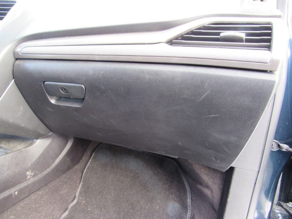 FUSION    2020 Glove Box 1022907