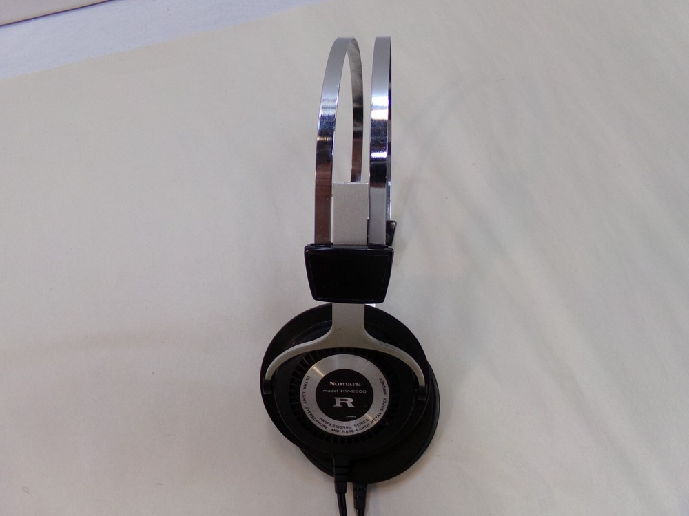 Numark HV-2000 Headphones