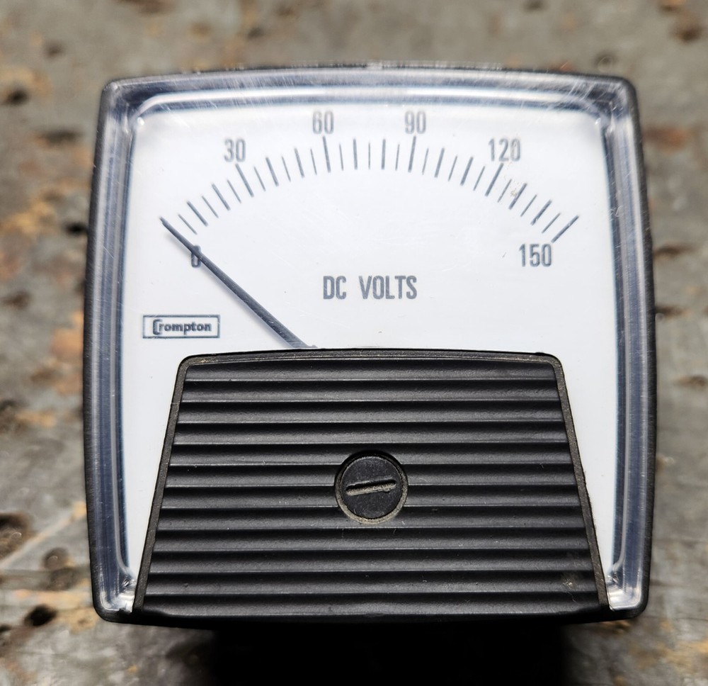 Crompton 012-01AA-FAXX-B2 Panel Meter DC Volts