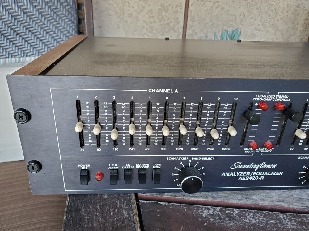 Soundcraftsmen Model AE2420-R Equalizer Fully Funcational Cleaned Serviced Nice