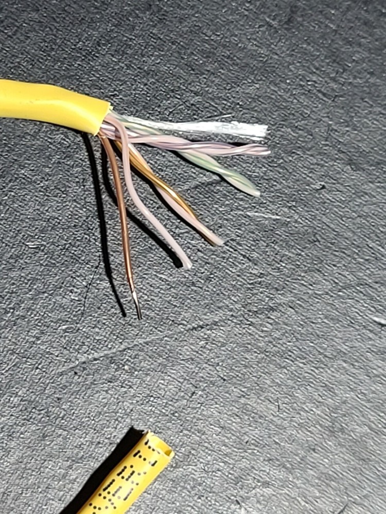 General Cable GenSPEED 5000 24/4P Cat5E UTP Plenum Network Cable Yellow /100ft