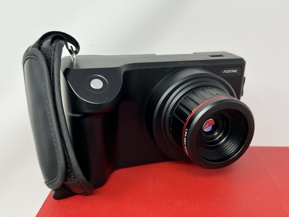 Fotric 223B - Camera for Elevated Body Temperature Screening With Box No Cables