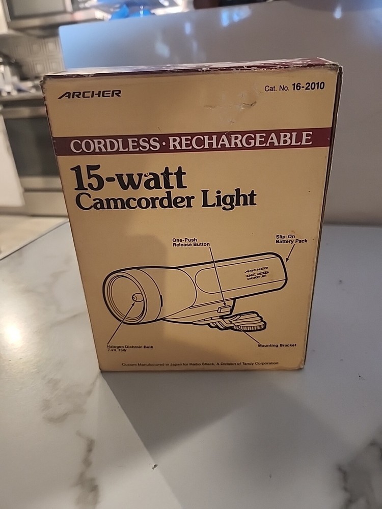 Archer 15 - Watt Camcorder Light, Cordless & Rechargeable