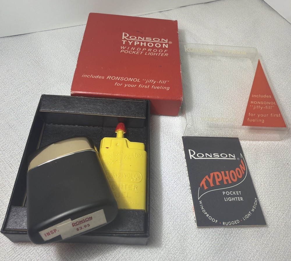 vintage ronson typhoon lighter Mint