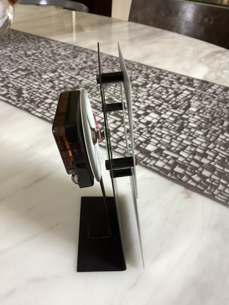 Vintage Abstract Postmodern Memphis Style 3 D Desk Clock