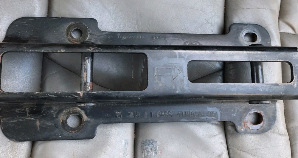 1992-2014 Ford Econoline Van Bench Seat Bracket E150 E250 E350 4th / 5th row OEM