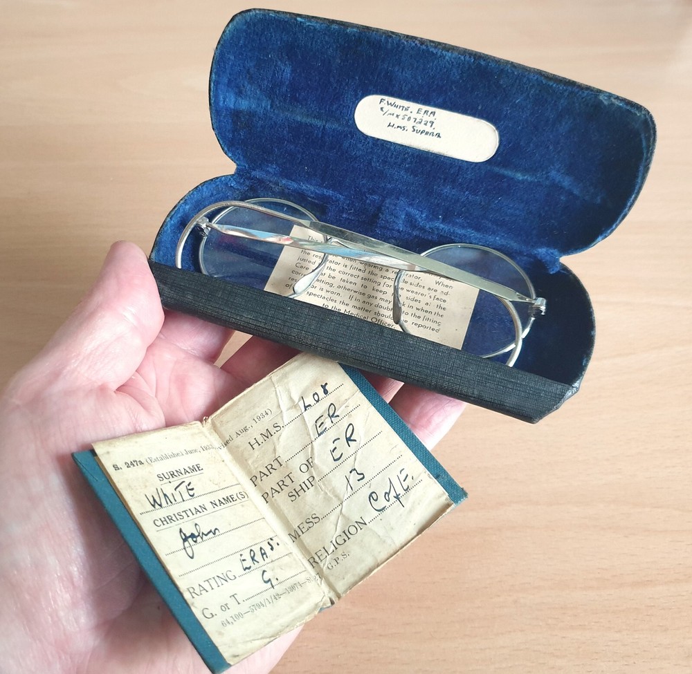 WW2 British Royal Navy Service Respirator Flexible Spectacles w/Ratings I.D Card
