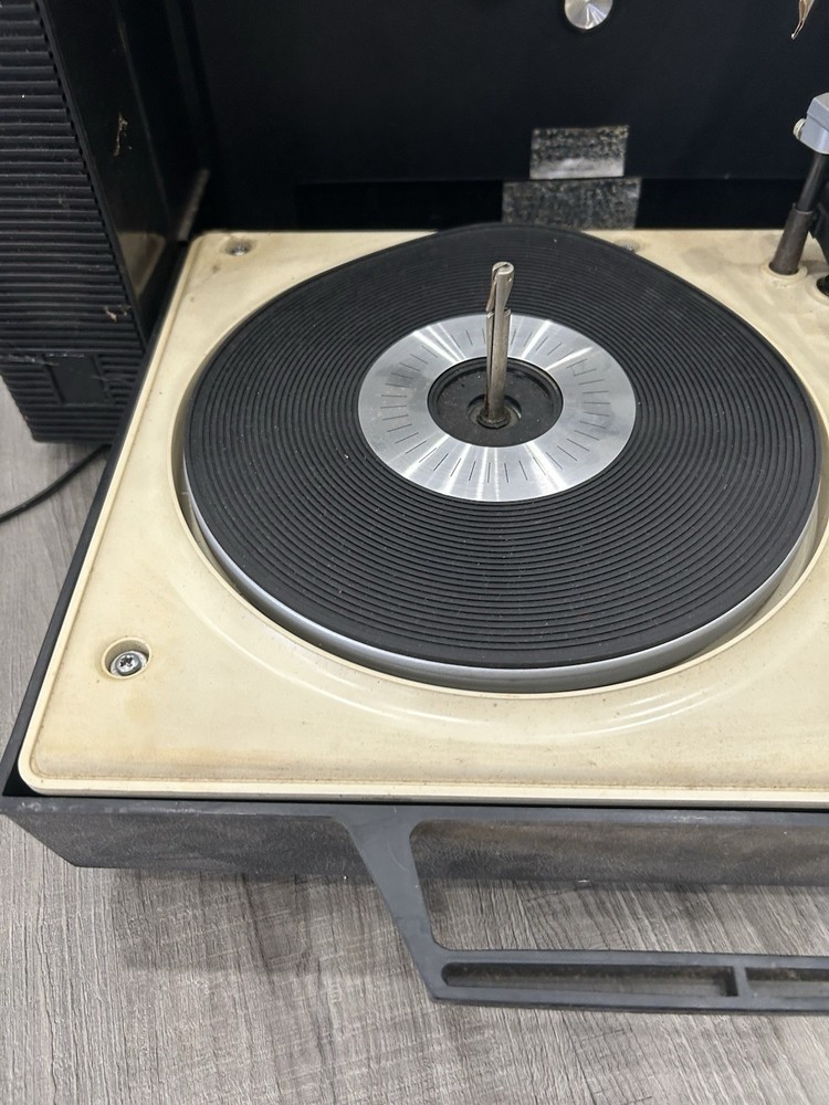 General Electric Wildcat Record Player- Solid State Black *READ DESCRIPTION*