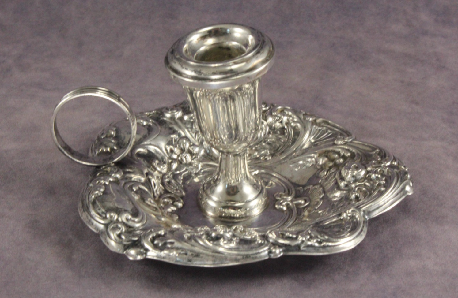 Vintage Gorham 4" Art Nouveau Sterling Silver Repousse Chamber Stick 45g No 324