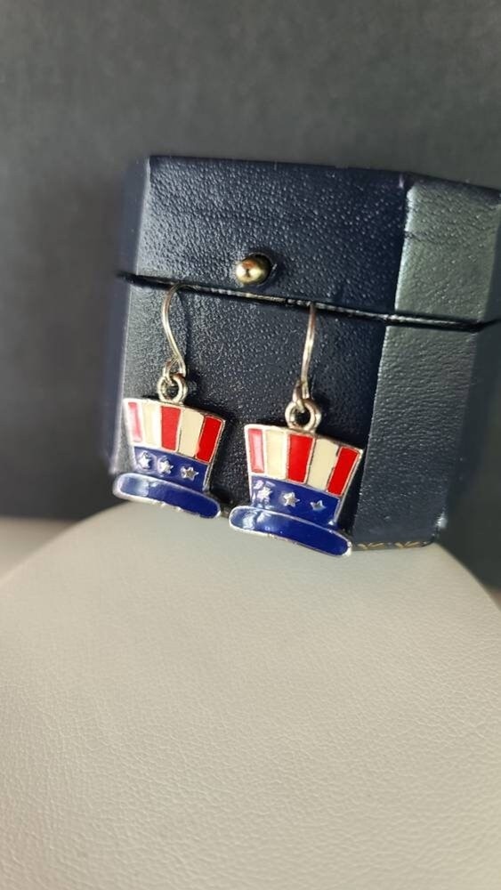 American Flag Hat Shaped Dangling Earrings