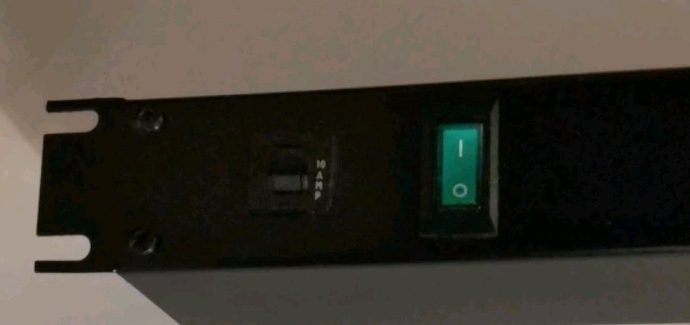 19 In Rack Mount Basic PDU, 10A, Single Phase 120-240V, Front & Rear Facing C13s