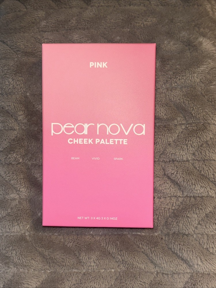 Pear Nova Cheek Palette In Pink