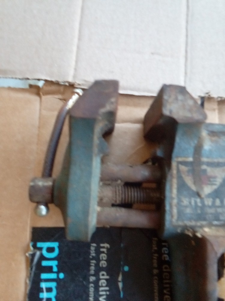Milwauwee Small Bench Vise
