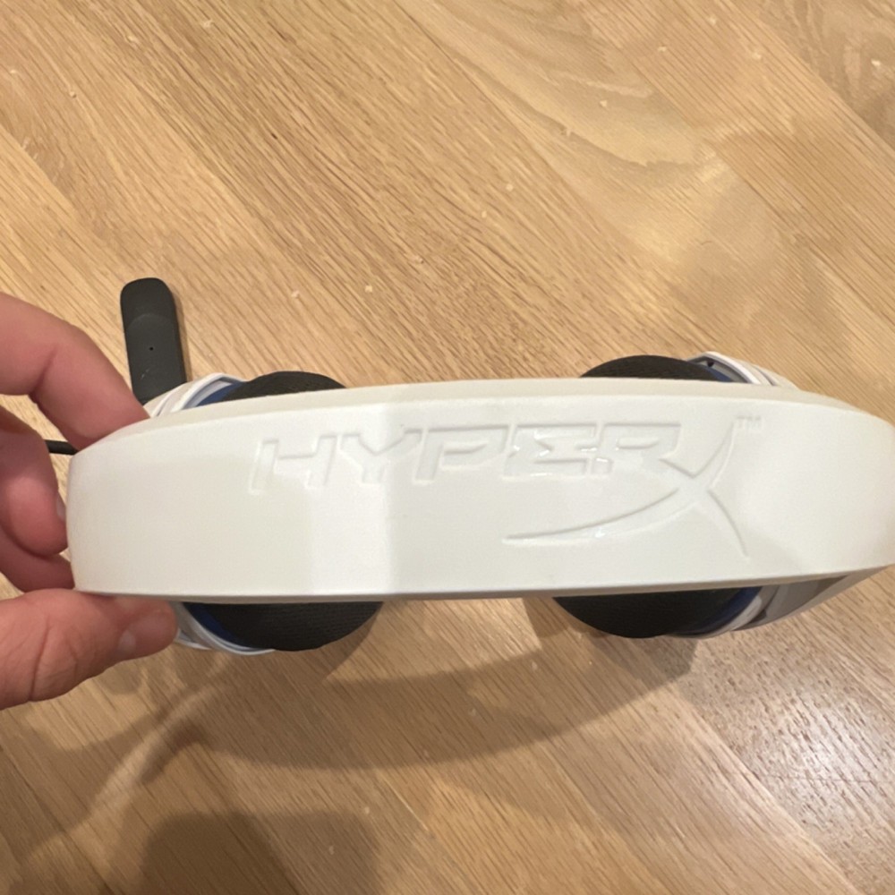 HyperX Cloud II Wireless Gaming Headset White USB Boom Mic Adjustable Headband