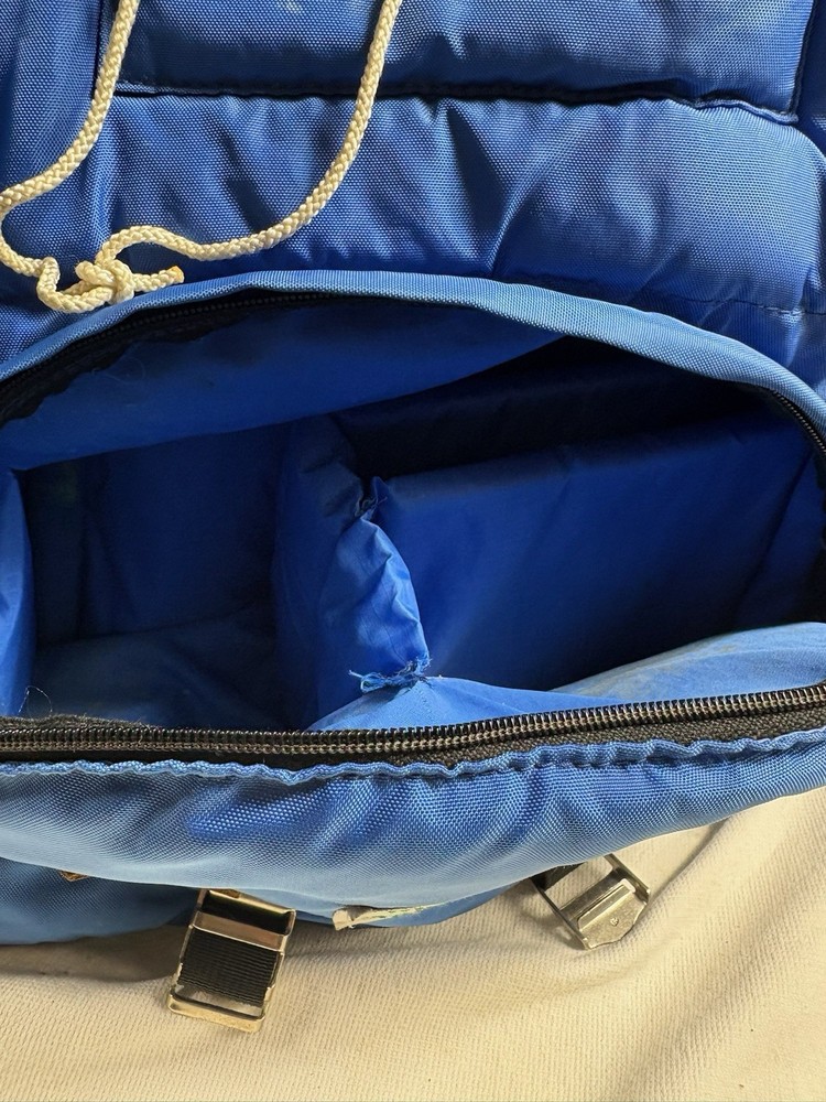Vintage Ultimate Experience Camera Skiing Hiking Backpack Blue