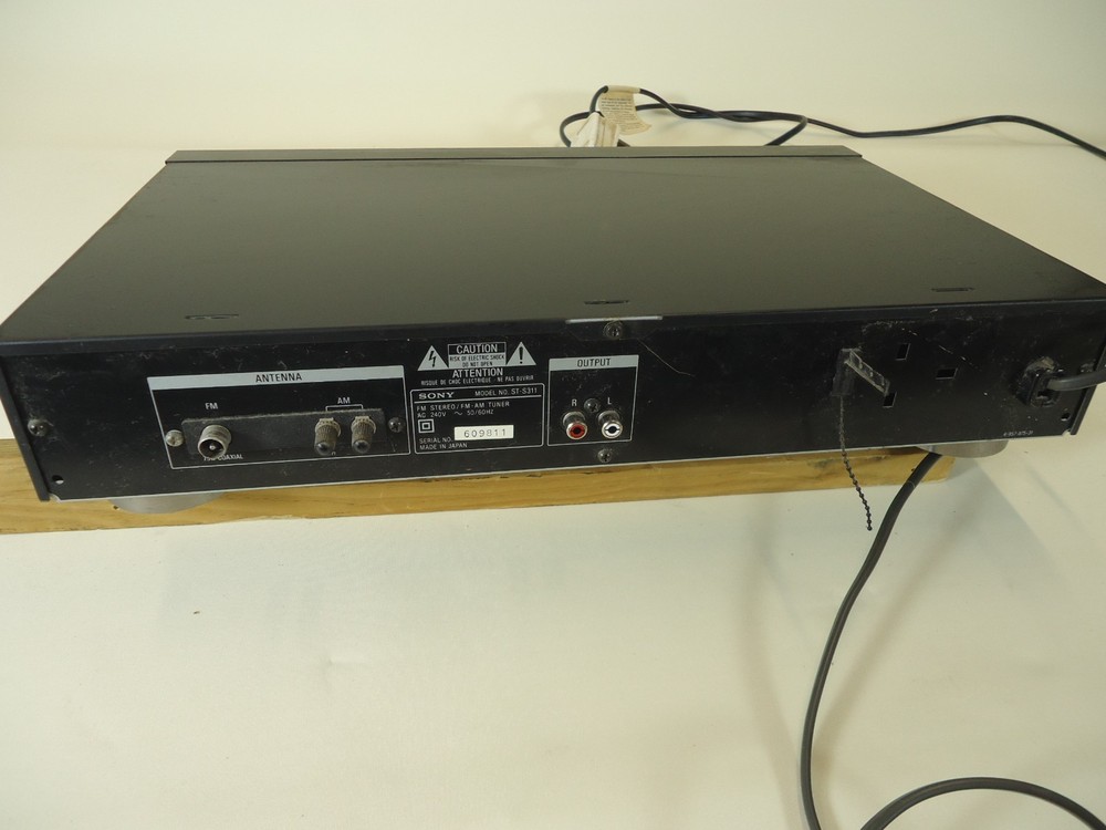 sony st s311 tuner ,working
