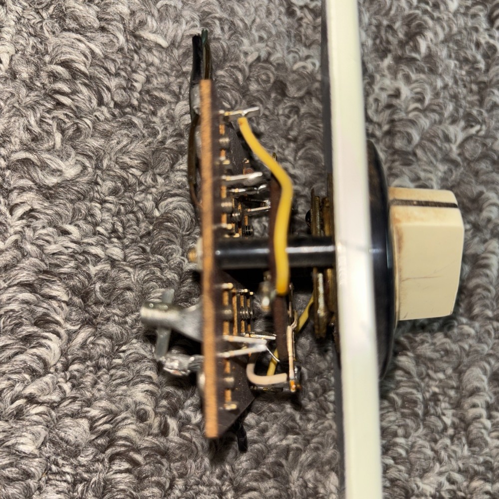 Speaker Selector Switch Wall-Mount Wall Plate