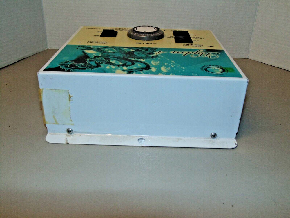 Maverick Sun 4 Outlet 120V 240v Electric Box Light Timer Controller