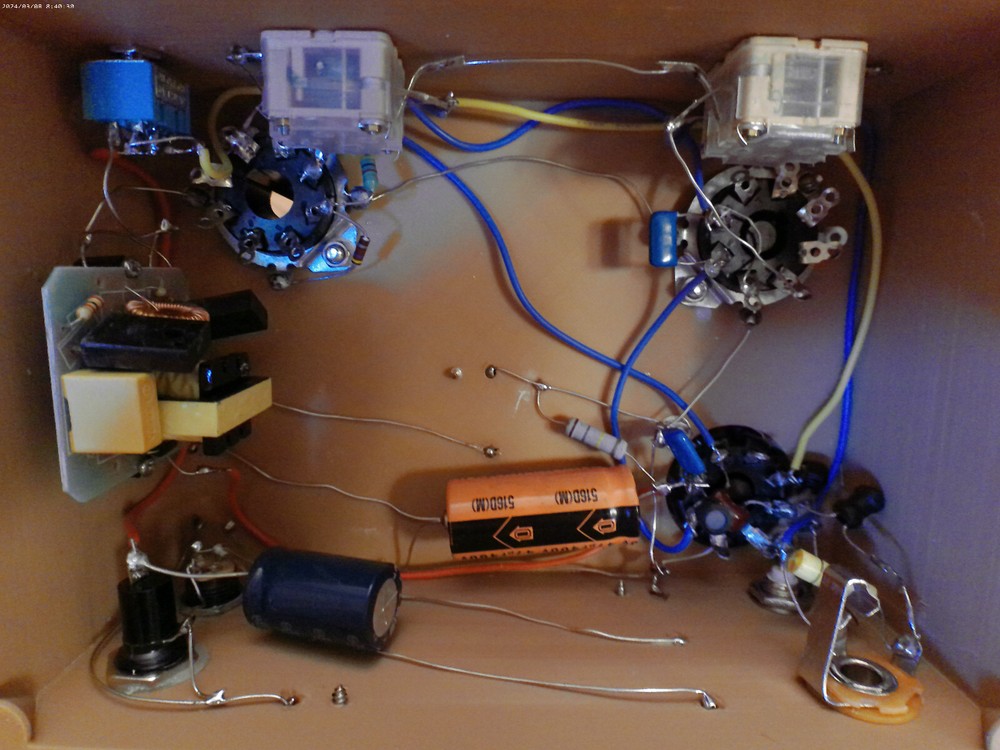 Portable 12V6GT CW TRANSMITTER 80/60/40 Meters (12 VOLTS DC)