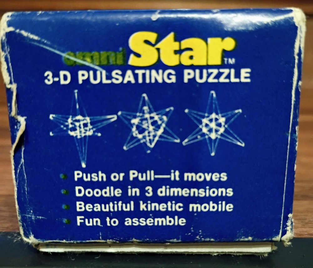 VTG Omni Star 3D Pulsating Puzzle Solid Geometry 206 Avionics Plastics 1976 NOS