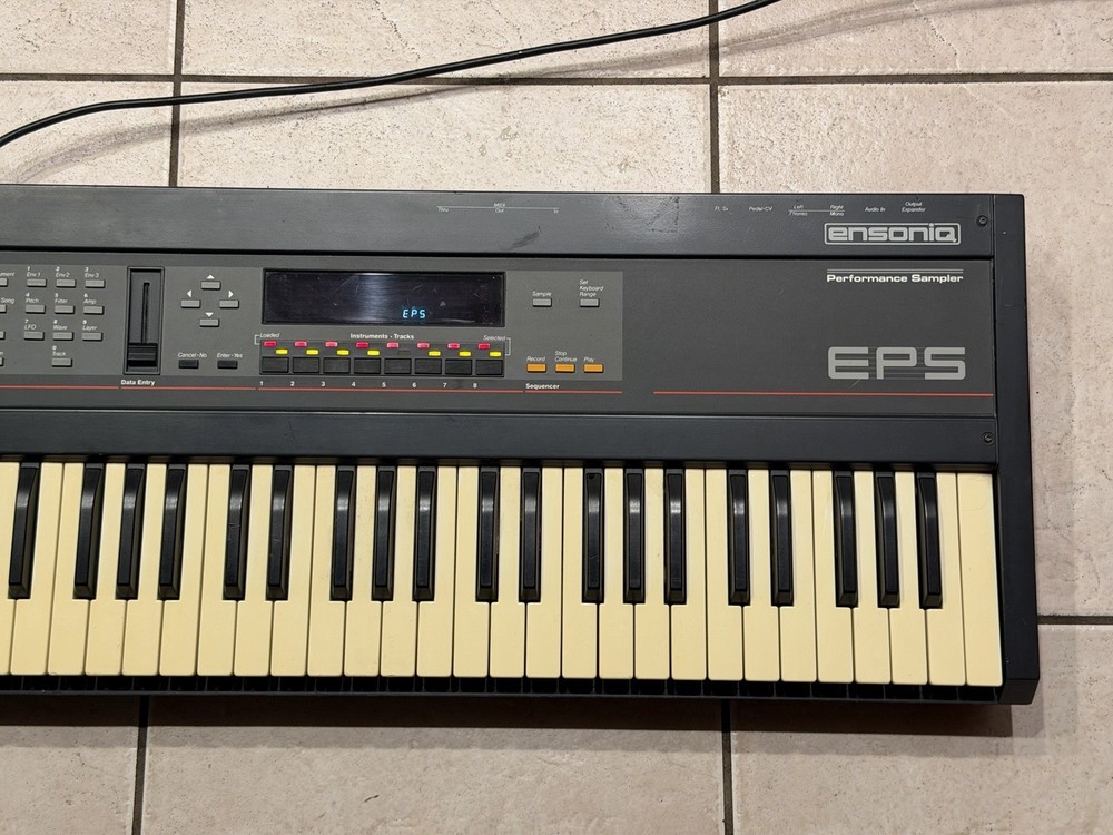 Ensoniq EPS Performance Sampler Keyboard with EPS - 4x Expansion