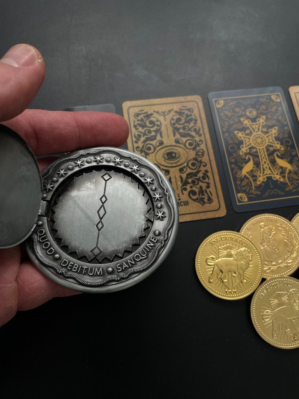 Continental Gold coin card set John wick coin Blood oath marker prop Tarasov