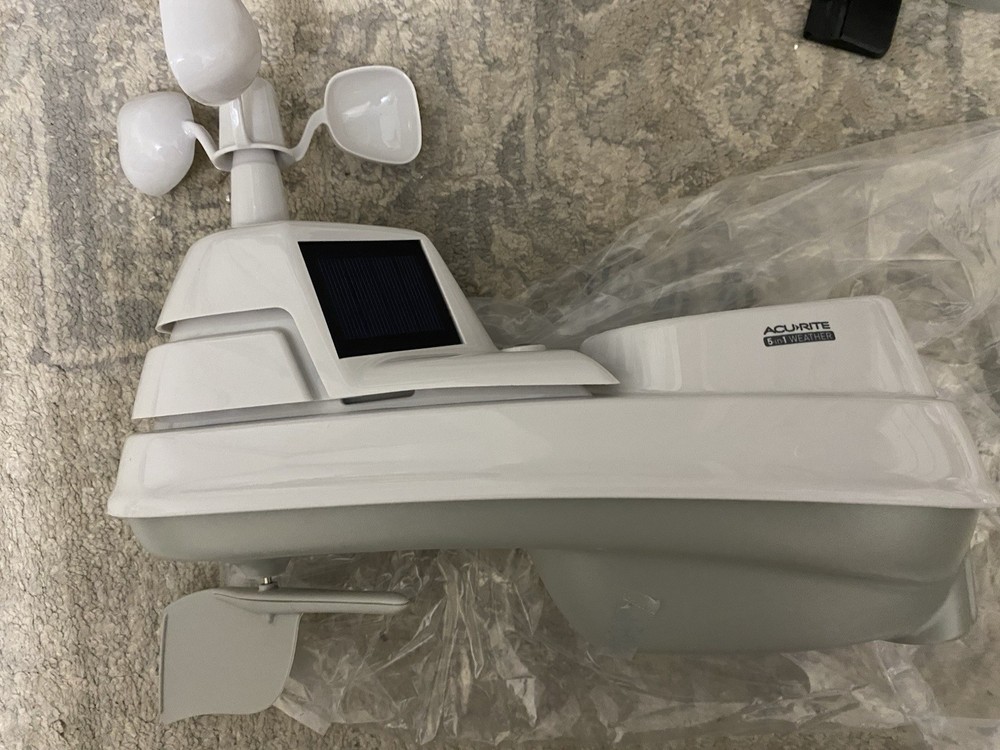AcuRite Iris Weather Station 01024M READ DESCRIPTION