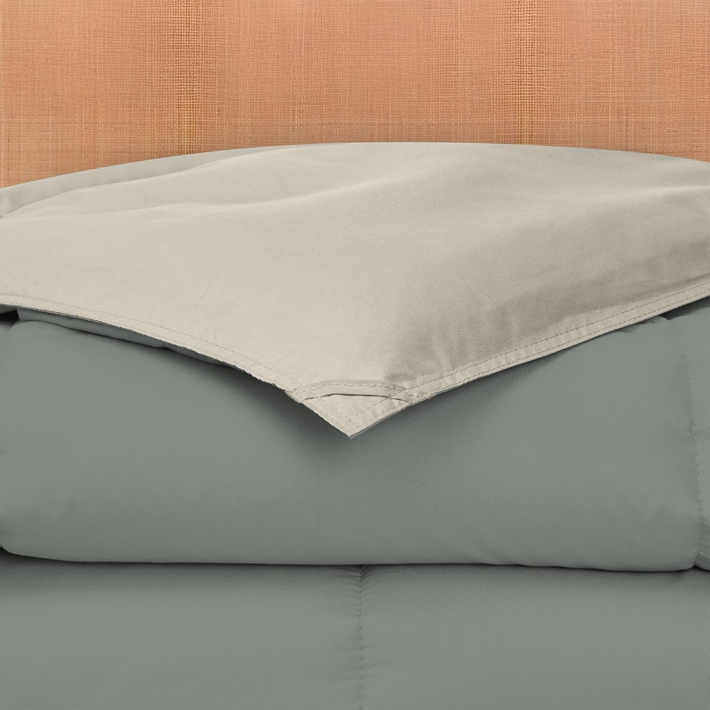 Modern Threads down Alternative Reversible Comforter Sage Green/Cream Queen