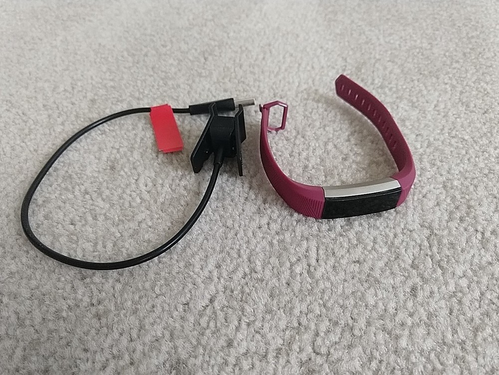 Fitbit Alta Activity Tracker Wristband Watch UNTESTED