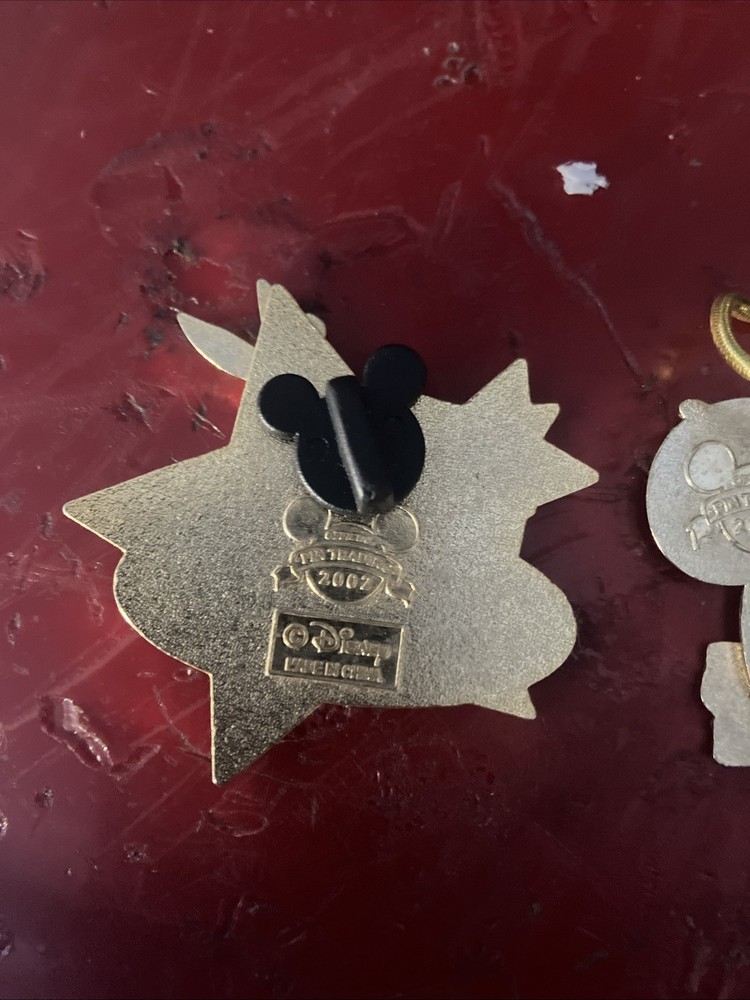 2x Disney Tinker Bell Pins