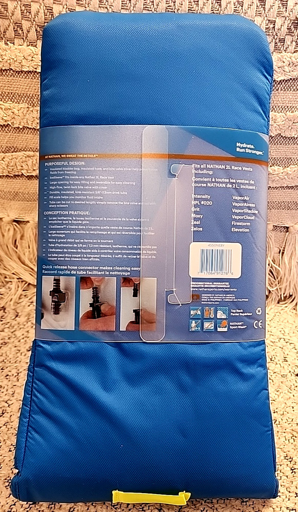 Nathan IceSleeve Insulated 2L Winter Hydration Kit NWT