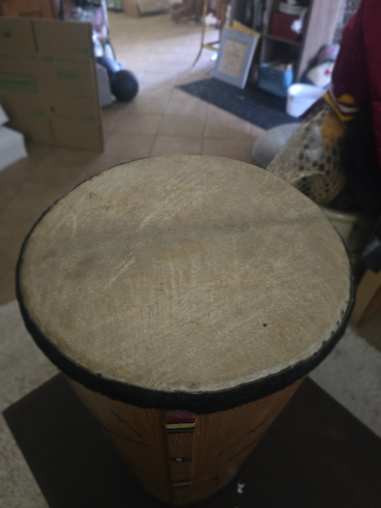 Absolute hand made hand painted Jamaican drum !!!