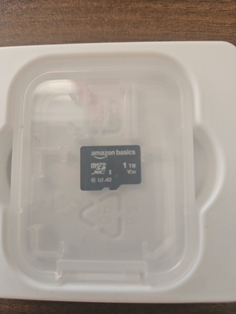 Amazon Basics 1TB MicroSDXC Memory Card