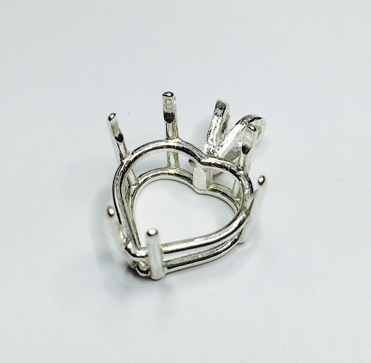 Heart Cast Wire Sterling Silver Pre-Notched Pendant Setting (4x4mm to 16x16mm)