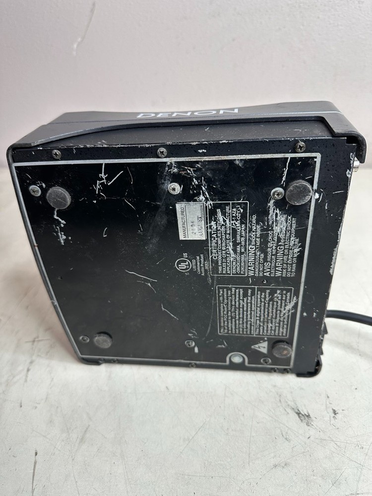 Denon DN-S1000 tabletop DJ CD/MP3 player