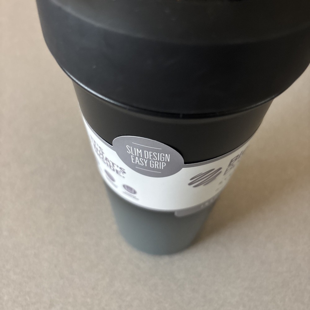 Blender Bottle Strada Sleek 25 Oz. Black Insulated Lockable