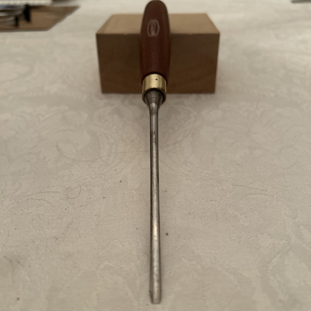 Marples   # 5 / 3mm Carving Chisel Excellent Condition Sharp