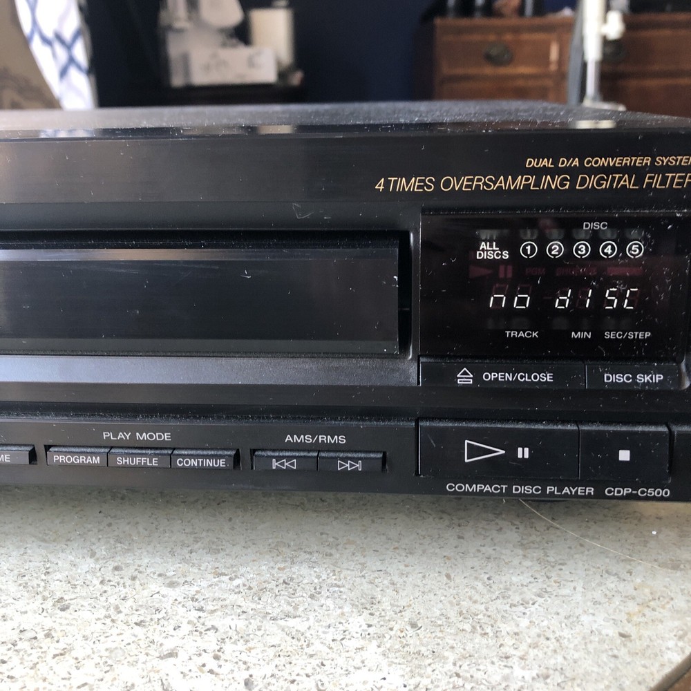 Sony CD 5 Disc CDP-C500 CD Player. Tested-Works