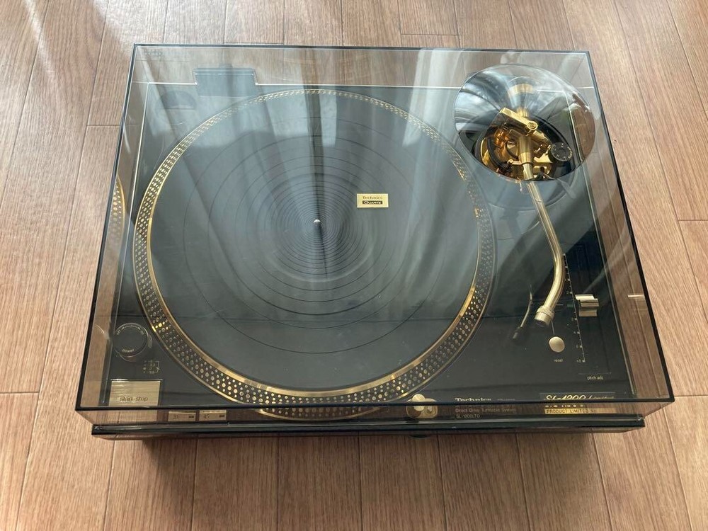 Technics SL-1200LTD Gold Limited Model Turntable