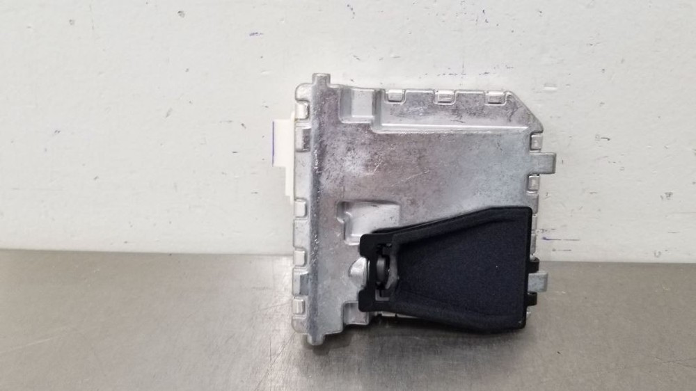 20 CADILLAC ESCALADE ESV FRONT FACING CAMERA WINDSHIELD MOUNTED 84197558